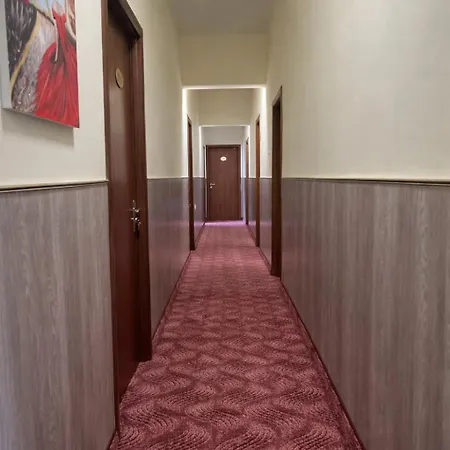 комплекс кремена Vendégház Kremena