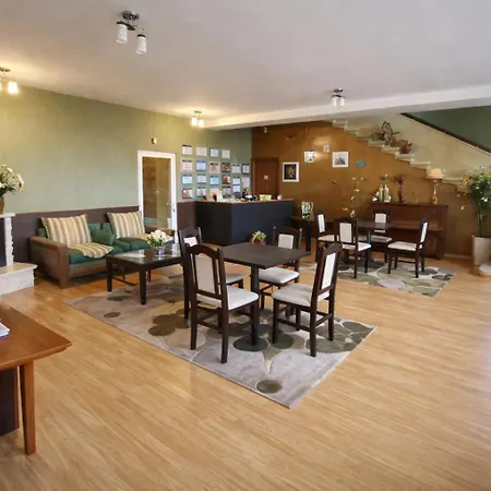 Konukevi комплекс кремена 3*