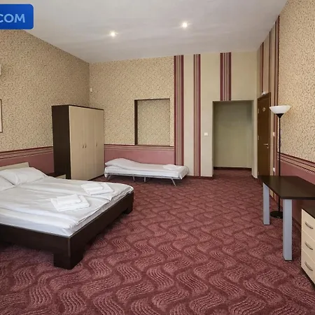 комплекс кремена Vendégház